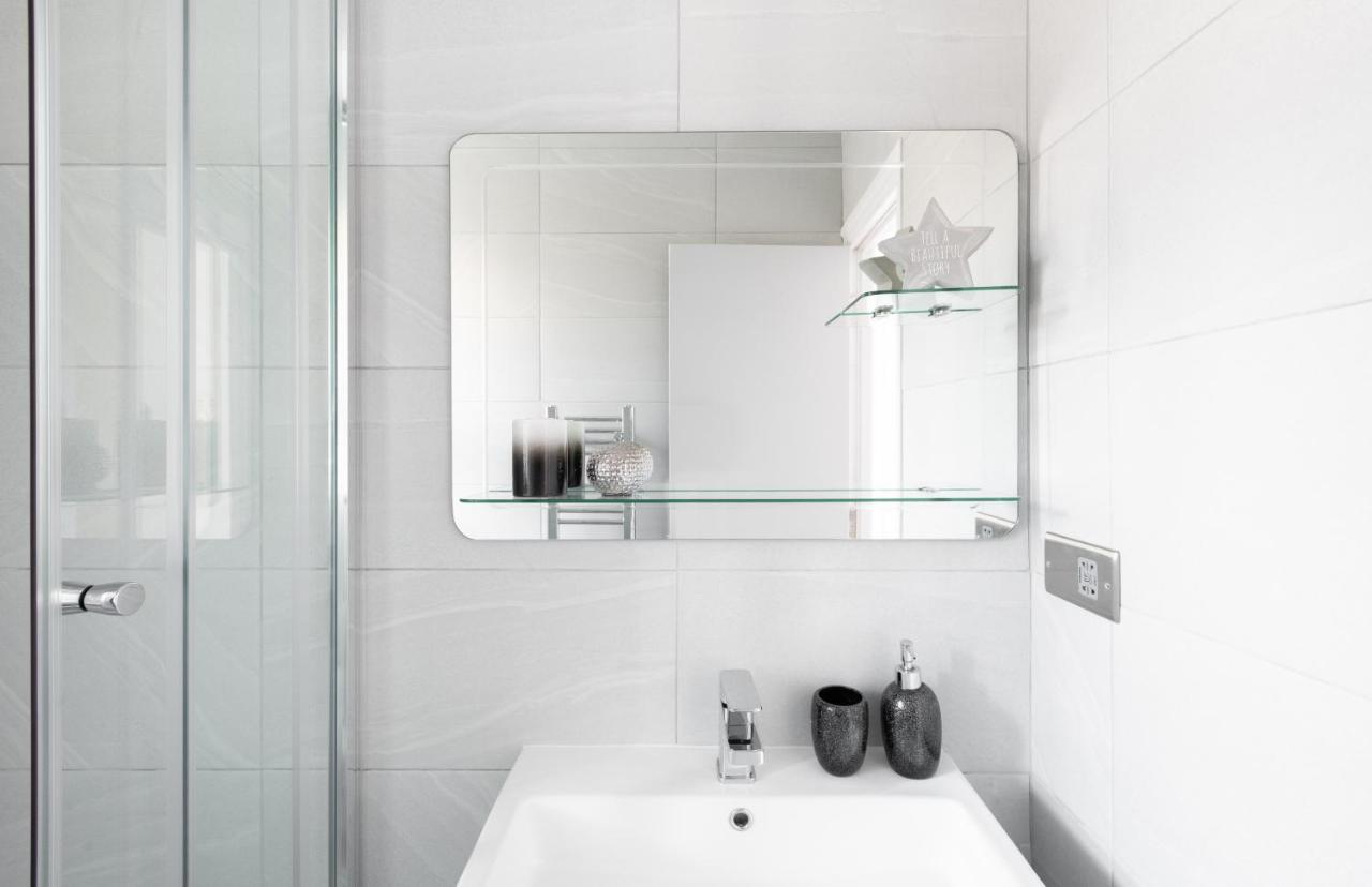 Stunning And Spacious 4 Bed Apr Next To Bricklane Londen Buitenkant foto